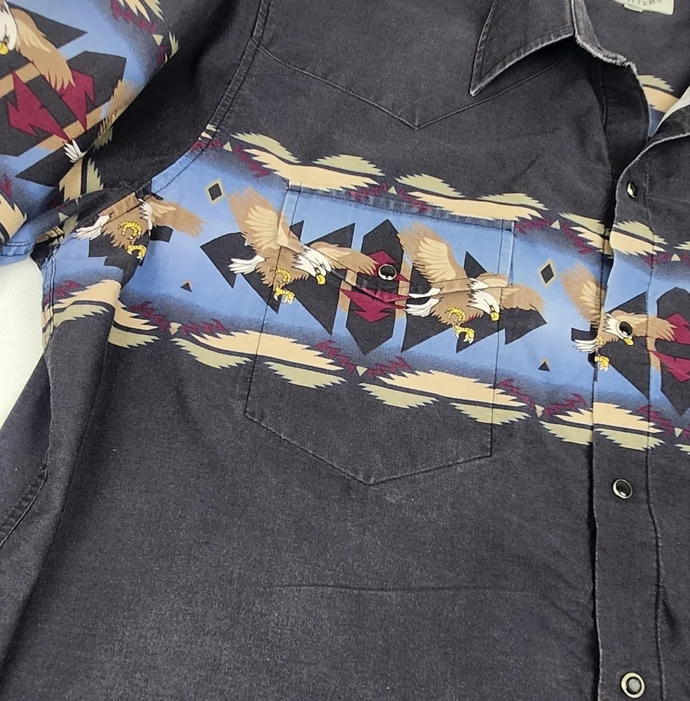 Cumberland Outfitters Western Bald Eagle Black Snap Button Down - Picture 2 of 6